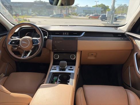 Used 2022 Jaguar F-PACE S image 8