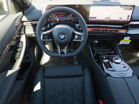 New 2026 BMW 540i xDrive w/ Executive Package image 15