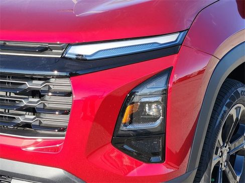 New 2026 Chevrolet Equinox LT w/ Convenience Package II image 10