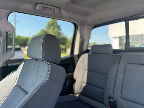 Used 2018 Chevrolet Silverado 1500 LT w/ All Star Edition AWD/4WD image 11
