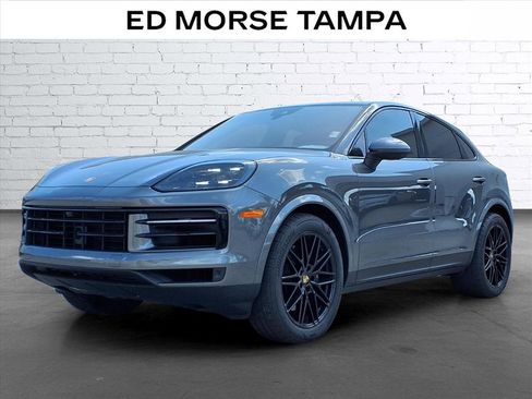 Used 2024 Porsche Cayenne Coupe AWD/4WD image 1