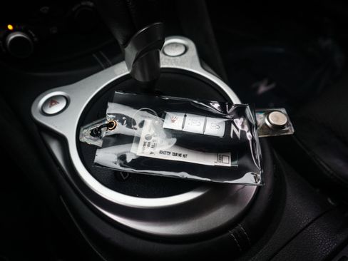 Used 2017 Nissan 370Z Touring image 34