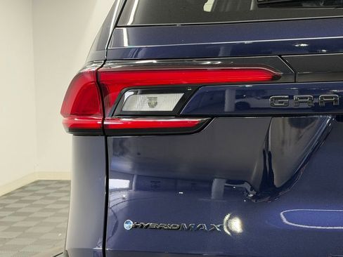New 2026 Toyota Grand Highlander AWD Hybrid image 12