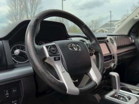 Used 2016 Toyota Tundra Platinum image 19