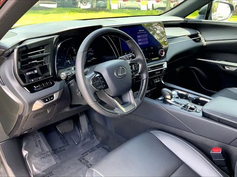 Used 2025 Lexus RX 350 Premium w/ Accessory Package AWD/4WD image 18