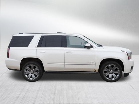 Used 2015 GMC Yukon Denali w/ Premium Package AWD/4WD image 8