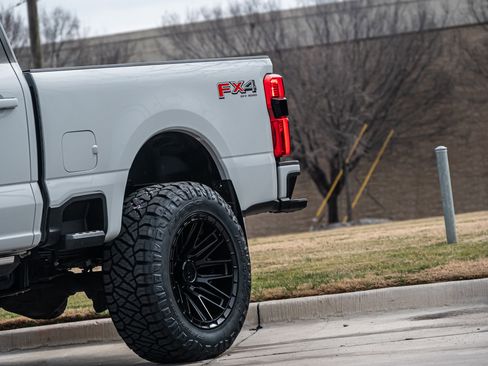 Used 2026 Ford F250 Platinum AWD/4WD image 41