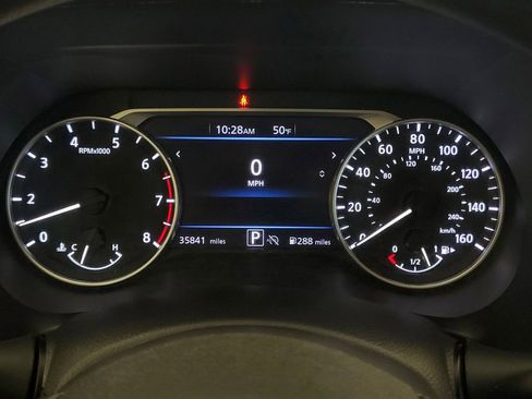 Used 2025 Nissan Sentra SV FWD image 18