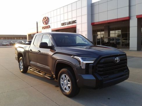 New 2026 Toyota Tundra SR image 1