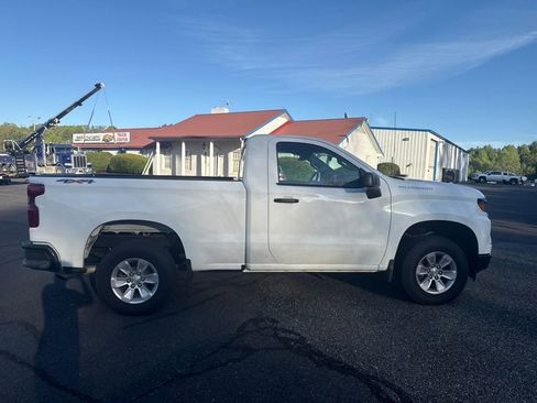 Used 2026 Chevrolet Silverado 1500 W/T w/ WT Convenience Package AWD/4WD image 8