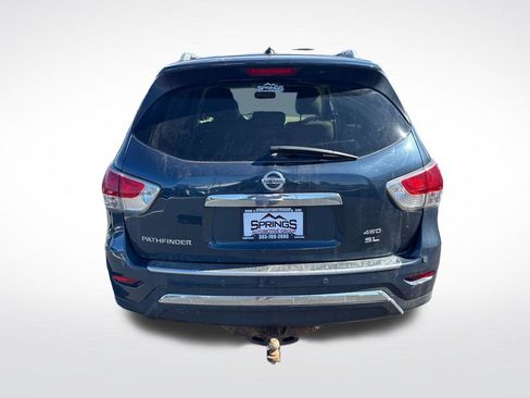Used 2015 Nissan Pathfinder SL AWD/4WD image 4