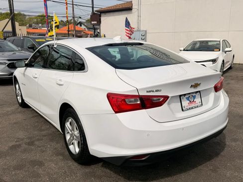 Used 2024 Chevrolet Malibu LT FWD image 5