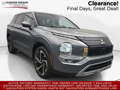 Used 2024 Mitsubishi Outlander SE FWD image 1