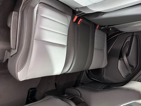 Used 2018 Ford Escape S image 22