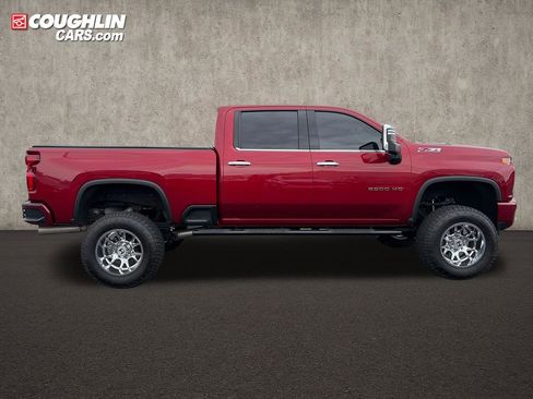 Used 2020 Chevrolet Silverado 2500 LTZ w/ LTZ Premium Package AWD/4WD image 7