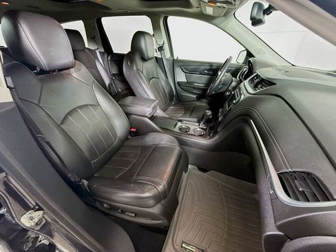 Used 2015 Chevrolet Traverse LTZ image 32