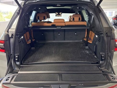 Certified 2024 BMW X7 xDrive40i AWD/4WD image 7