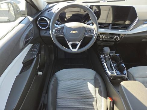 New 2026 Chevrolet Trax LT w/ Driver Confidence Package image 28