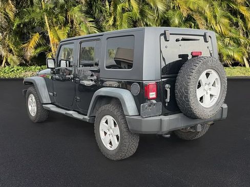 Used 2012 Jeep Wrangler Unlimited Sport AWD/4WD image 7