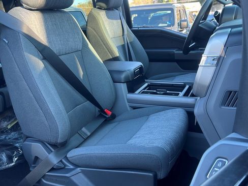 New 2026 Ford F250 XLT w/ XLT Premium Package image 10