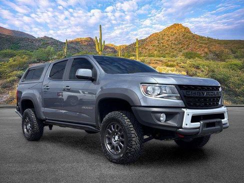 Used 2022 Chevrolet Colorado ZR2 w/ Colorado ZR2 Bison Edition AWD/4WD image 2