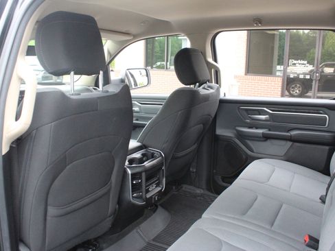 Used 2020 RAM 1500 Big Horn AWD/4WD image 24