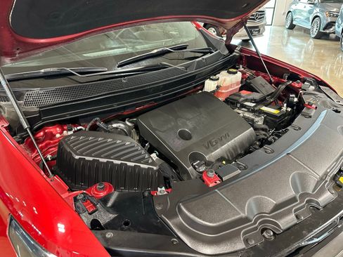 Used 2023 Chevrolet Traverse RS image 50