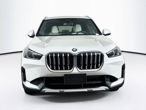 Used 2026 BMW X1 xDrive28i AWD/4WD image 2
