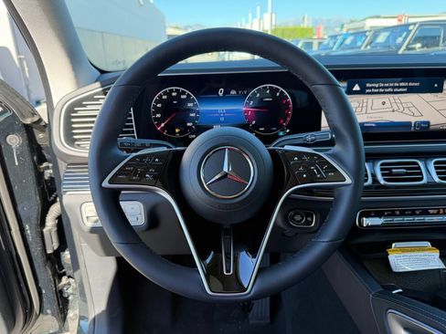 Used 2025 Mercedes-Benz GLE 350 4MATIC image 20