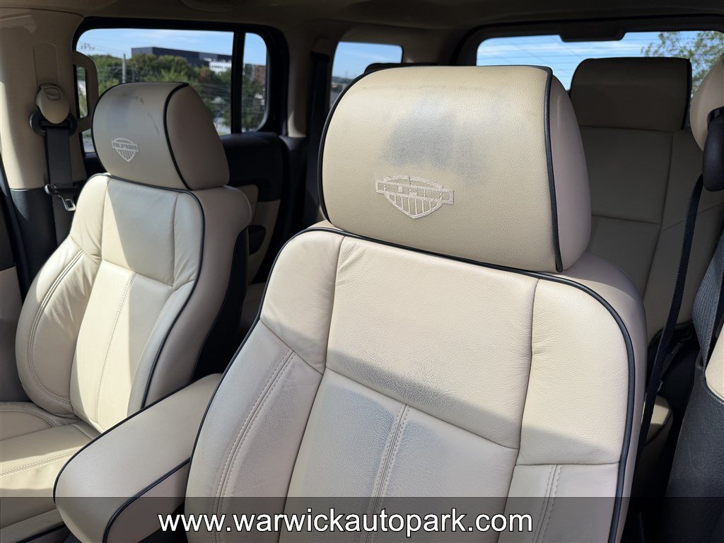 Used 2009 HUMMER H3 Alpha AWD/4WD image 10