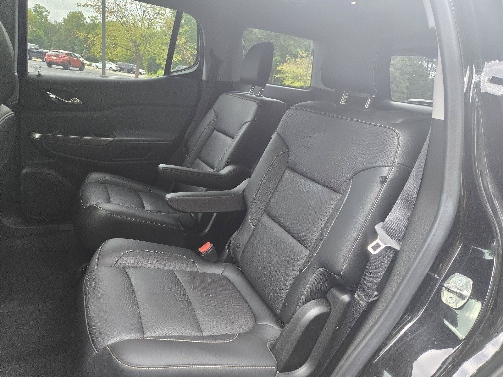 Used 2019 GMC Acadia SLT w/ Black Edition AWD/4WD image 27