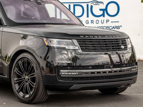 Used 2023 Land Rover Range Rover SE AWD/4WD image 5