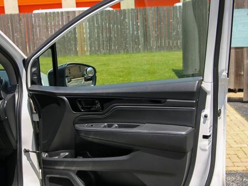 Used 2022 Honda Odyssey Touring image 15