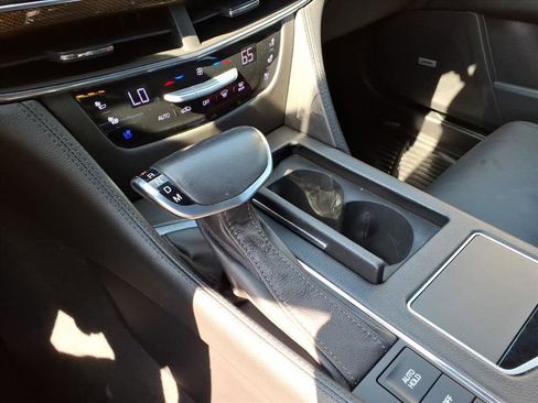 Used 2018 Cadillac CT6 Luxury image 16