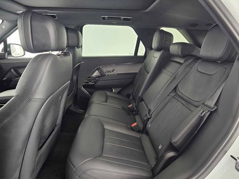 Used 2024 Land Rover Range Rover Sport Dynamic SE AWD/4WD image 16