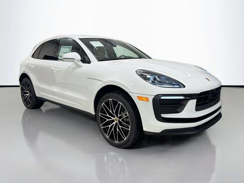 New 2026 Porsche Macan AWD/4WD image 7
