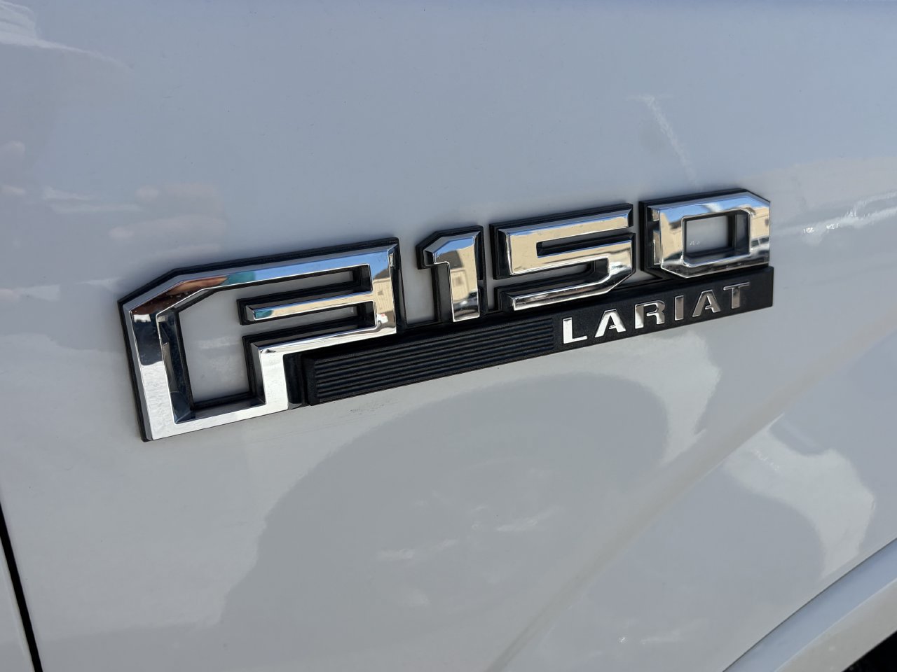 Used 2020 Ford F150 Lariat w/ Equipment Group 502A Luxury AWD/4WD image 11