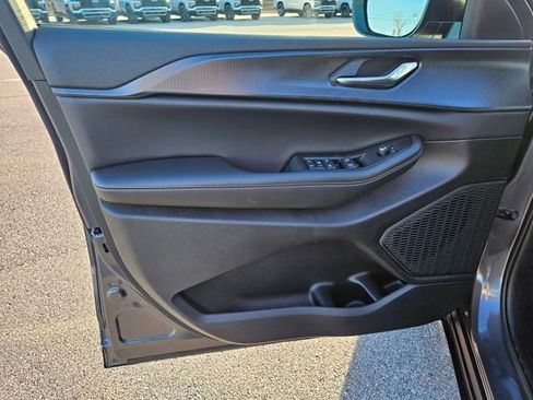 New 2026 Jeep Grand Cherokee Laredo X RWD image 10