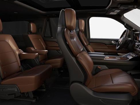 New 2024 Lincoln Navigator L Reserve image 7