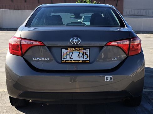 Used 2018 Toyota Corolla LE FWD image 8