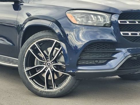 Used 2021 Mercedes-Benz GLS 580 4MATIC image 9