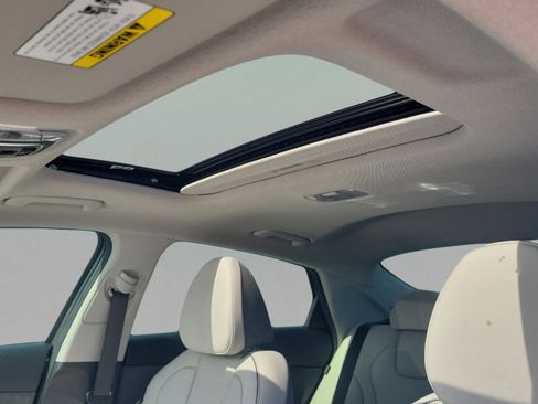 New 2026 Hyundai Elantra Limited image 34