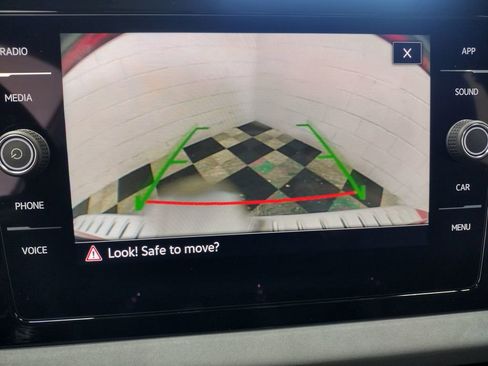 New 2025 Volkswagen Jetta SE image 8