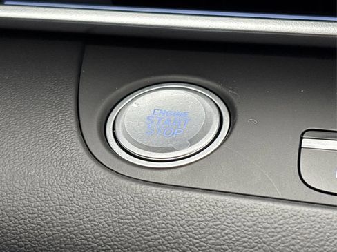 New 2026 Hyundai Elantra Limited image 22