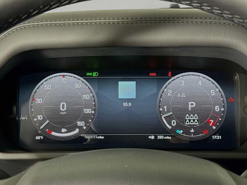New 2025 Land Rover Defender 130 S AWD/4WD image 12