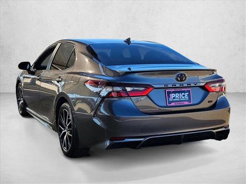Used 2023 Toyota Camry SE image 7