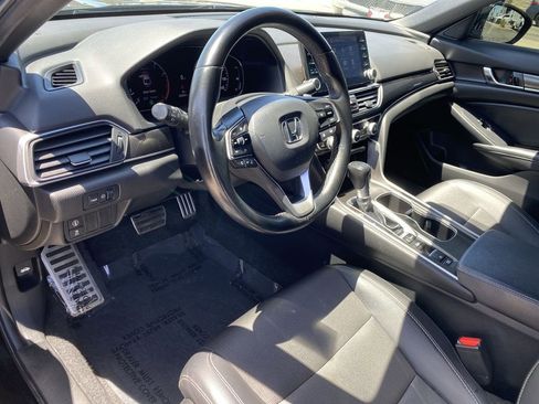 Used 2022 Honda Accord Sport image 10