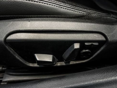 Used 2020 BMW Z4 sDrive30i w/ Executive Package RWD image 7