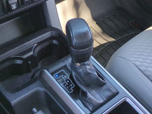 Used 2021 Toyota Tacoma SR5 image 15