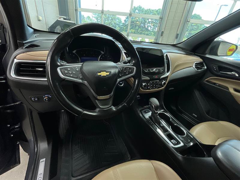 Used 2022 Chevrolet Equinox Premier AWD/4WD image 13